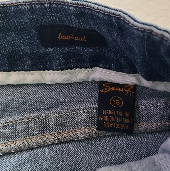 Seven7 women's Jeans sz.16 wide leg ,emblished Pockets - Picture 8 of 13